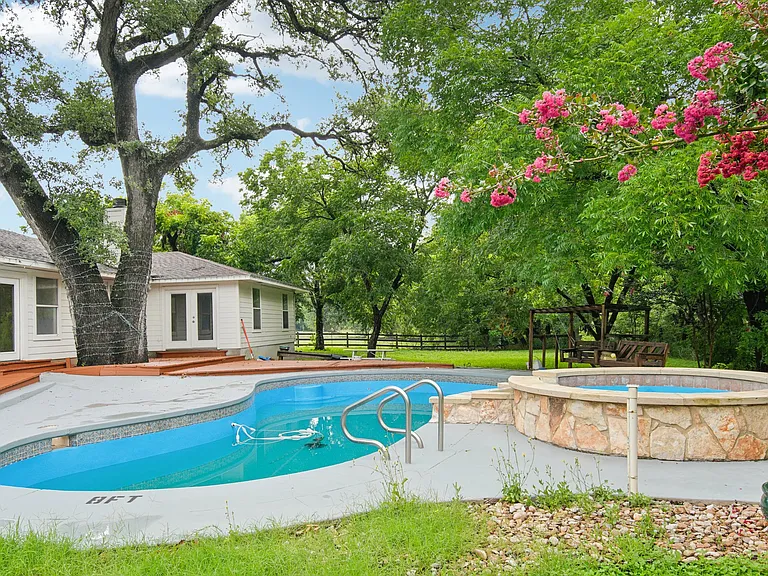 3106 E Palm Valley Blvd — Photo 29