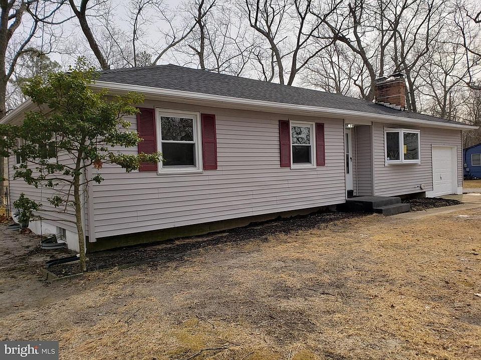 1st image of 1100 E Lakeshore Dr