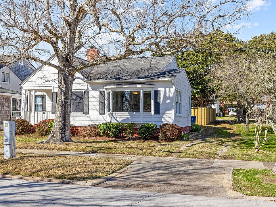 2904 Evans St, Morehead City, NC 28557 Zillow