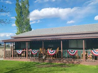 30 Shamrock Ln, Paradise Valley, NV 89426