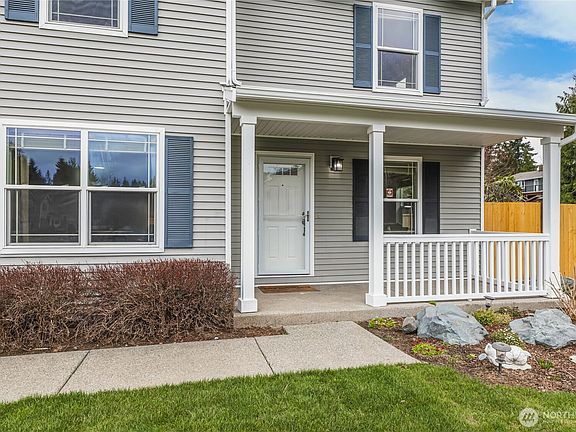 4th image of 14001 108th Avenue Ct E