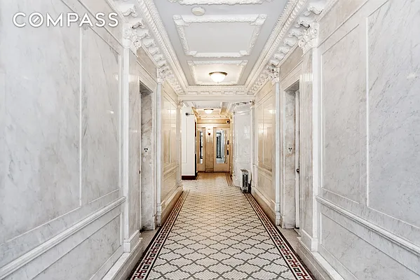 Rented by Compass | media 47