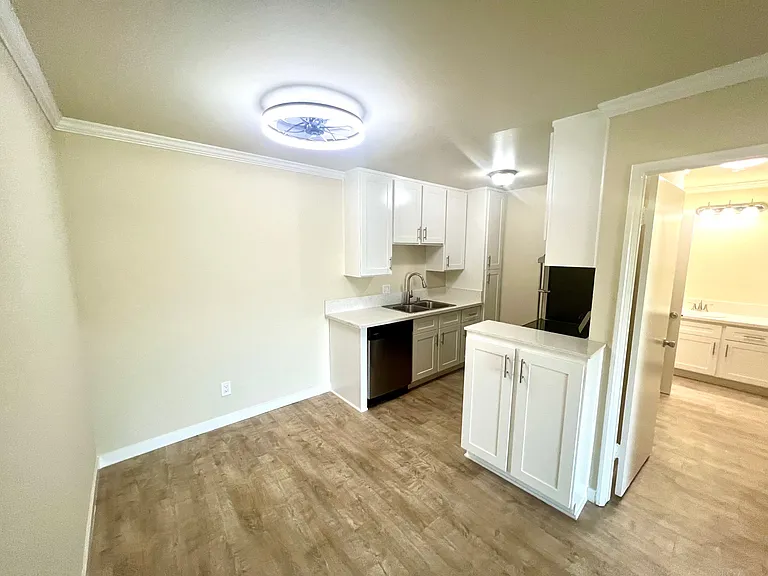 433 Pioneer Drive — Photo 27