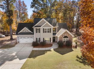 732 E Jefferson St, Hoschton, GA 30548