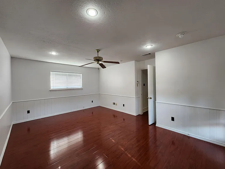 1526 Silverleaf Dr — Photo 19