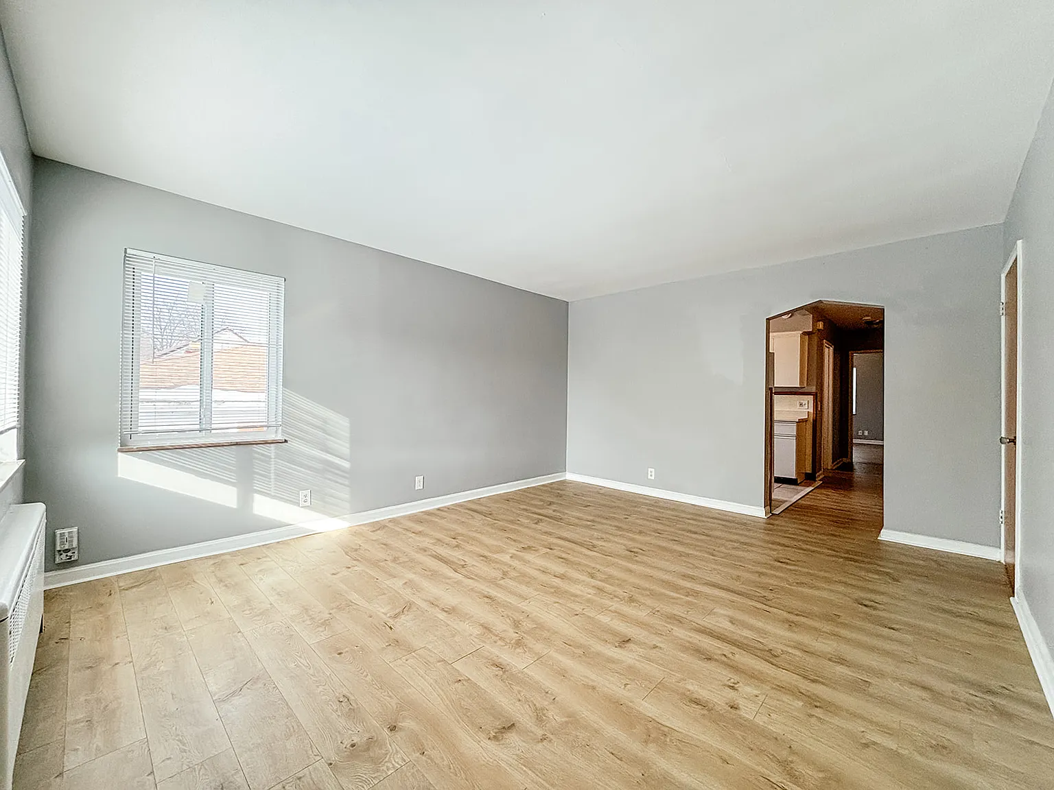 850 Overlook Avenue - 2 — Photo 3