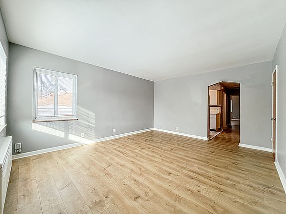 5th image of 850 Overlook Ave APT 3