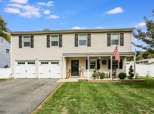 48 Biscay Dr, Flanders, NJ 07836