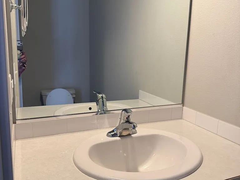 1039 NE Emerald Dr — Photo 29