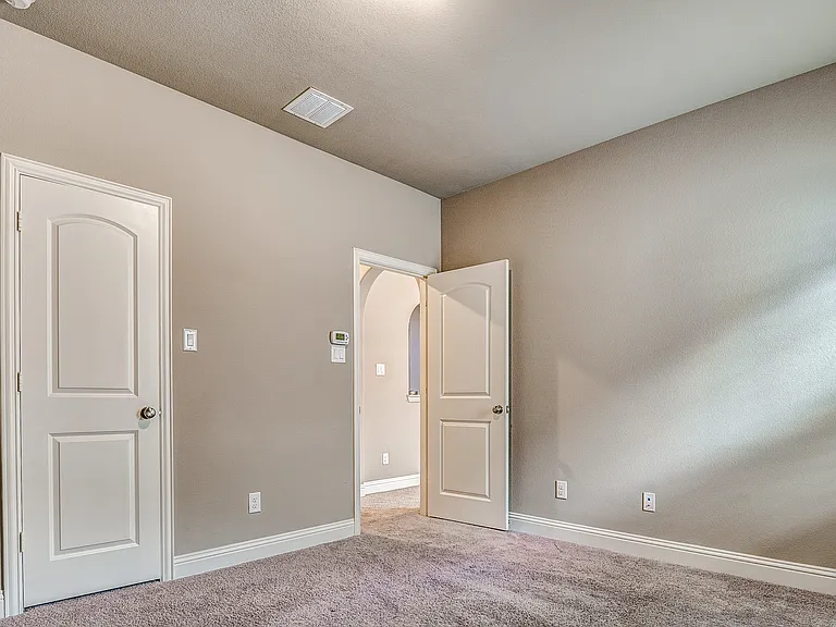 534 Evergreen Dr — Photo 33