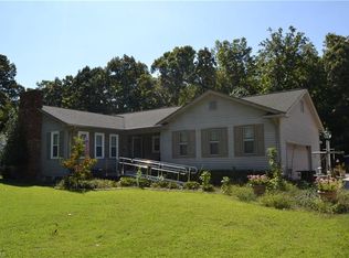 1392 Sullivan Rd, Thomasville, NC 27360