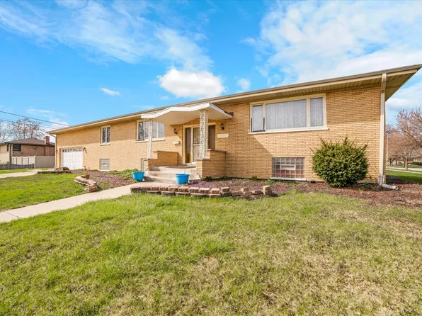 7950 McVicker Ave, Burbank, IL 60459