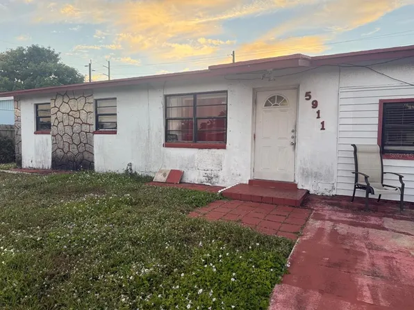 5911 Barbados Way W, West Palm Beach, FL 33407