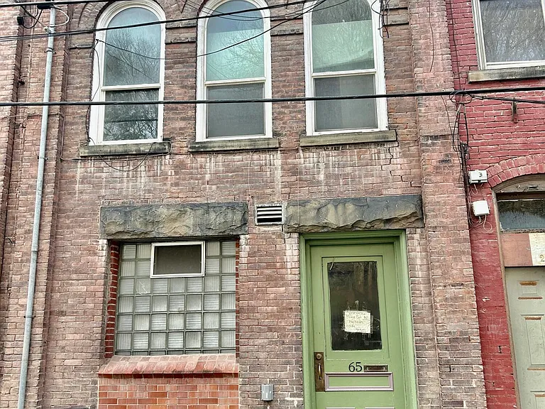 65 Willow Ave #4 — Photo 13