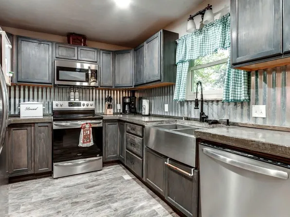 1023 Willow Dr, Choctaw, OK 73020