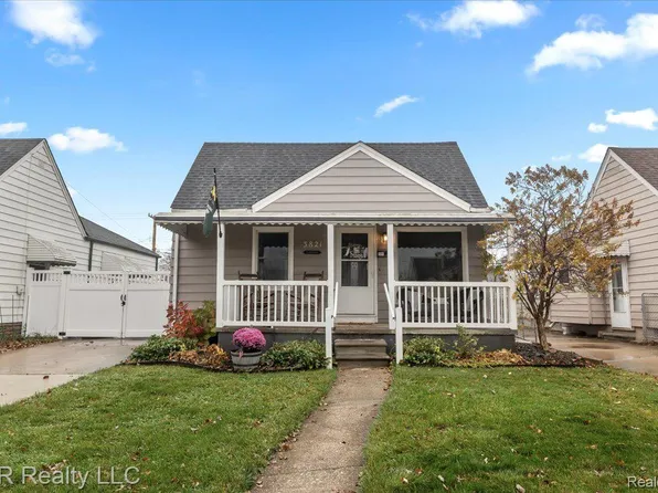 3821 22nd St, Wyandotte, MI 48192