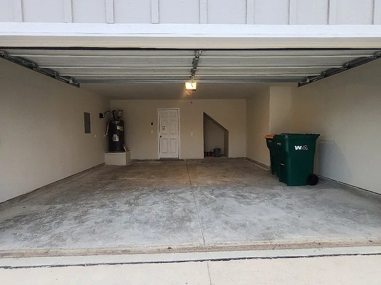 10318 Glimmer — Photo 22