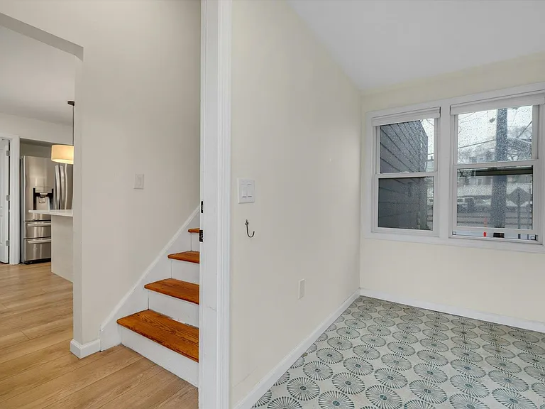 316 Palisade Ave #A — Photo 5