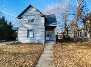 906 S 3rd St, Aberdeen, SD 57401