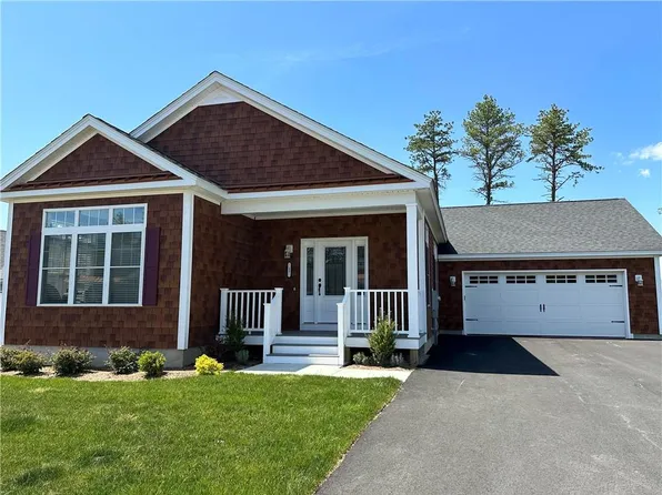 389 D50 South Shore Village Blvd Unit 389, South Kingstown, RI 02879