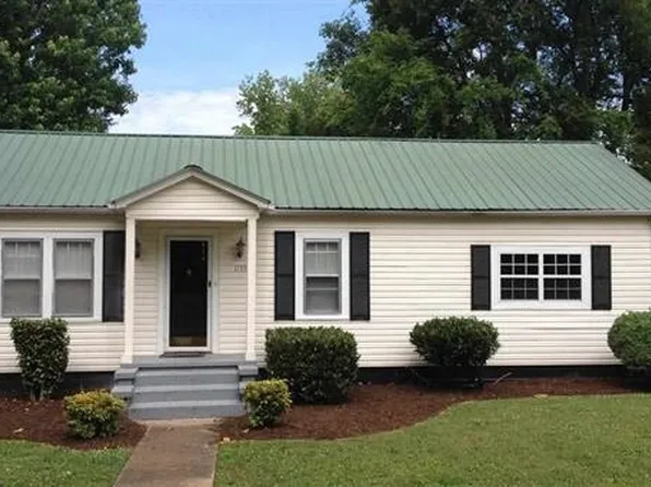 1133 Highland Ave NW, Cleveland, TN 37311