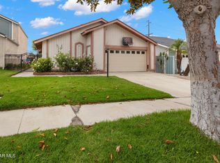 2433 Orangewood Pl, Simi Valley, CA 93065