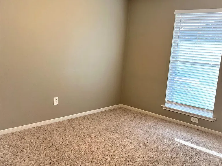 29022 Cherrywood Ln — Photo 13