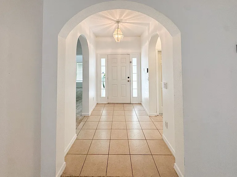 1108 Longville Cir — Photo 4