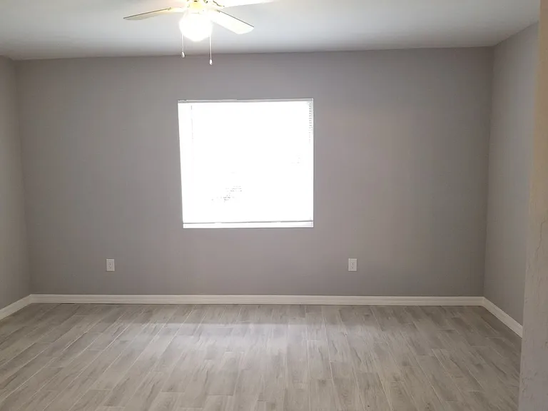 8527 Agate St — Photo 7