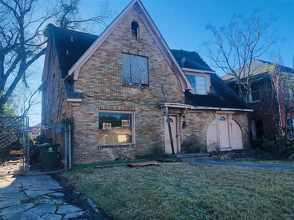 1st image of 2800 Southmore Blvd