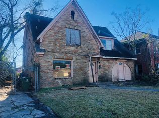 2800 Southmore Blvd, Houston, TX 77004