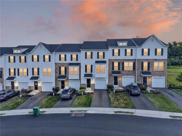 7618 Clayton Ave, Coopersburg, PA 18036