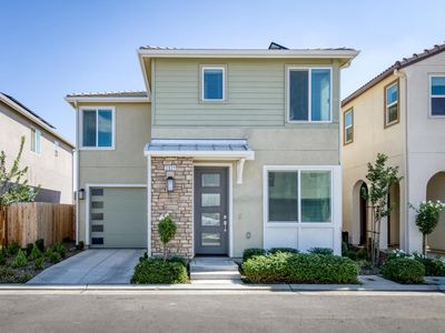 2021 N Rogers Ln, Clovis, CA, 93619
