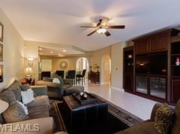 3042 Driftwood Way Unit 4803, Naples, FL 34109