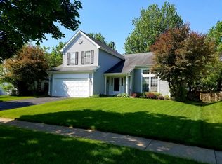 1656 Warrington Ln, Crystal Lake, IL 60014