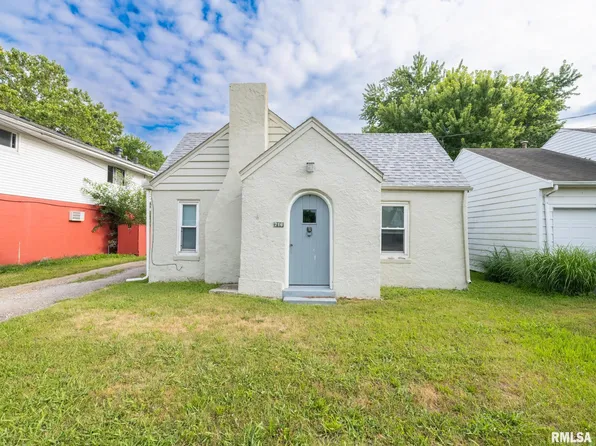 716 Meadow Ave, East Peoria, IL 61611