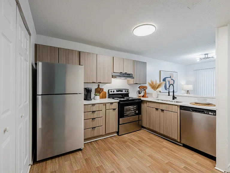 Enclave at North Point — Photo 144