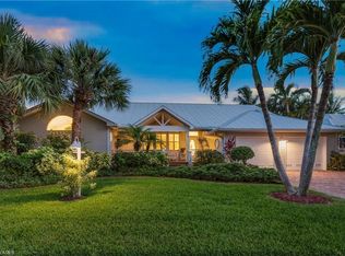 12593 Coconut Creek Ct, Fort Myers, FL 33908