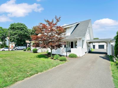 65 North Main Street, Windsor Locks, CT, 06096