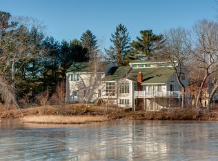 9 Pebble Beach Rd, Webster, MA 01570