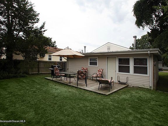 5th image of 104 Cedarberry Ln