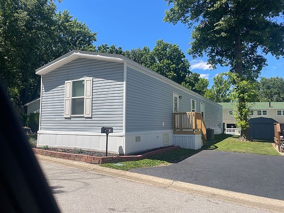 2nd image of 97 Greendale Ct