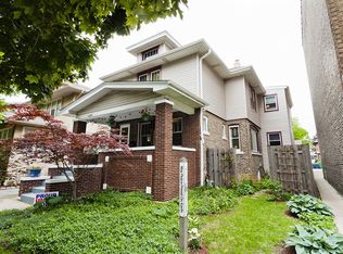 1026 S Oak Park Ave, Oak Park, IL 60304