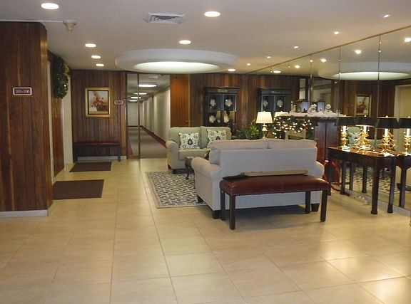 3rd image of 111 Acacia Dr APT 209