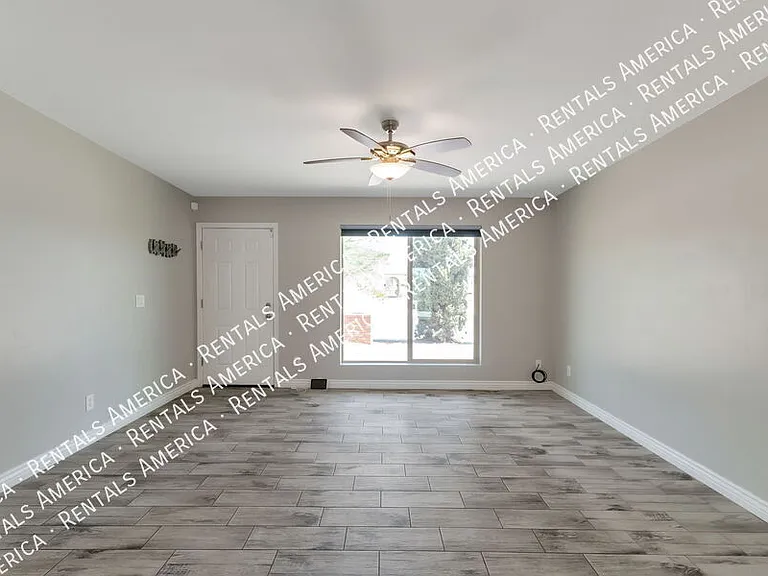 4000 W Orangewood Dr — Photo 3