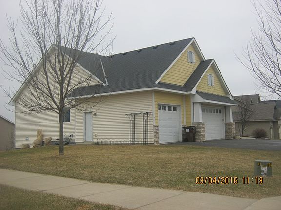 3rd image of 935 Barnes Lake Dr