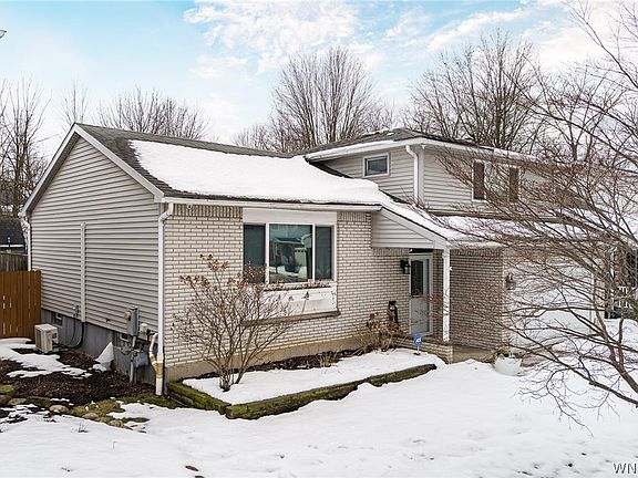 3rd image of 92 Sunset Ct
