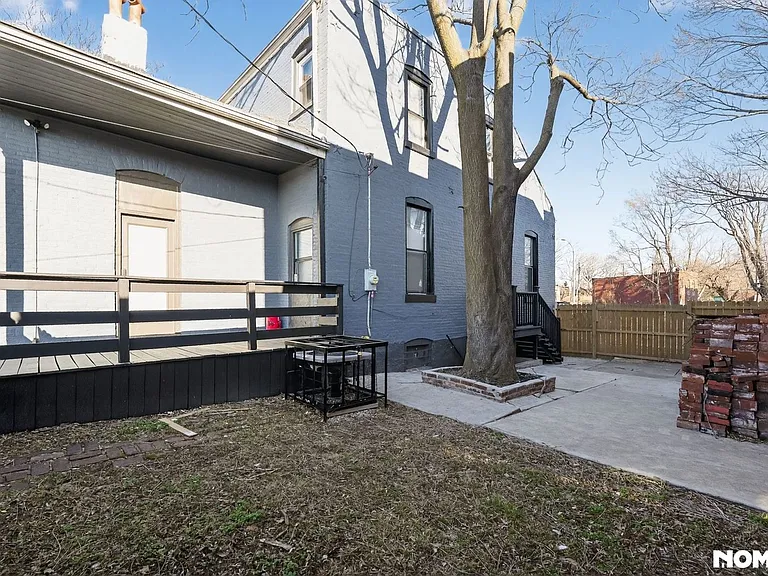 2634 Arsenal St — Photo 18