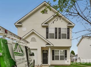 1316 Crandon Dr, Charlotte, NC 28216