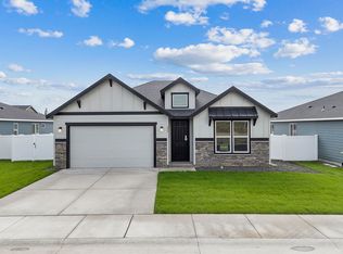 808 L St NE, Quincy, WA